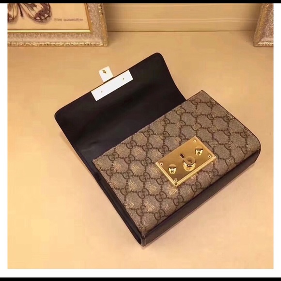 Handbag - Picture 3 of 5